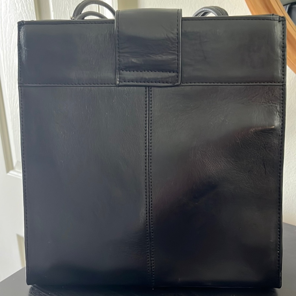 Wilson's Leather - Picture 3 of 6